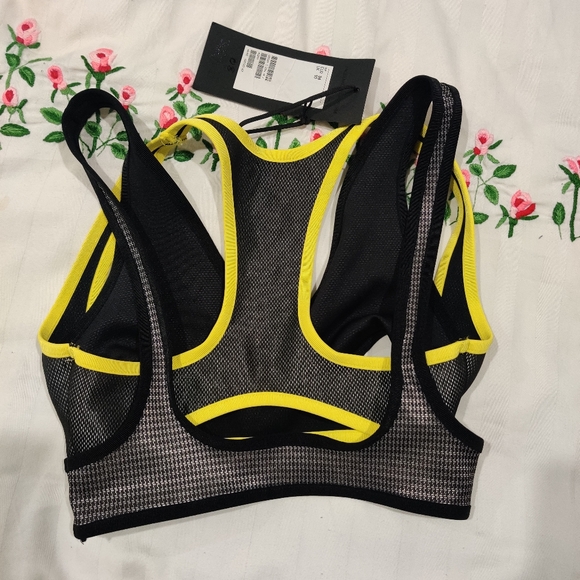 Alexander Wang & HM sports bra - Picture 4 of 8